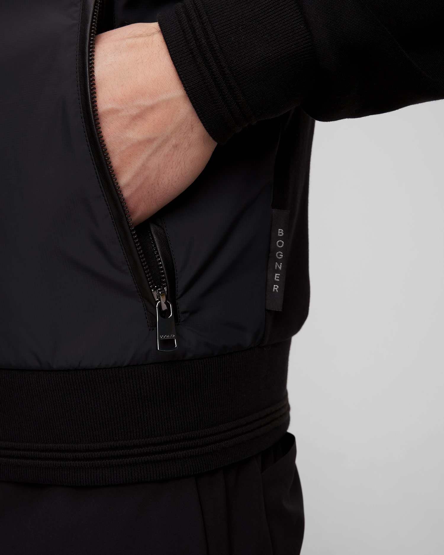 Černá pánská bunda BOGNER Chile