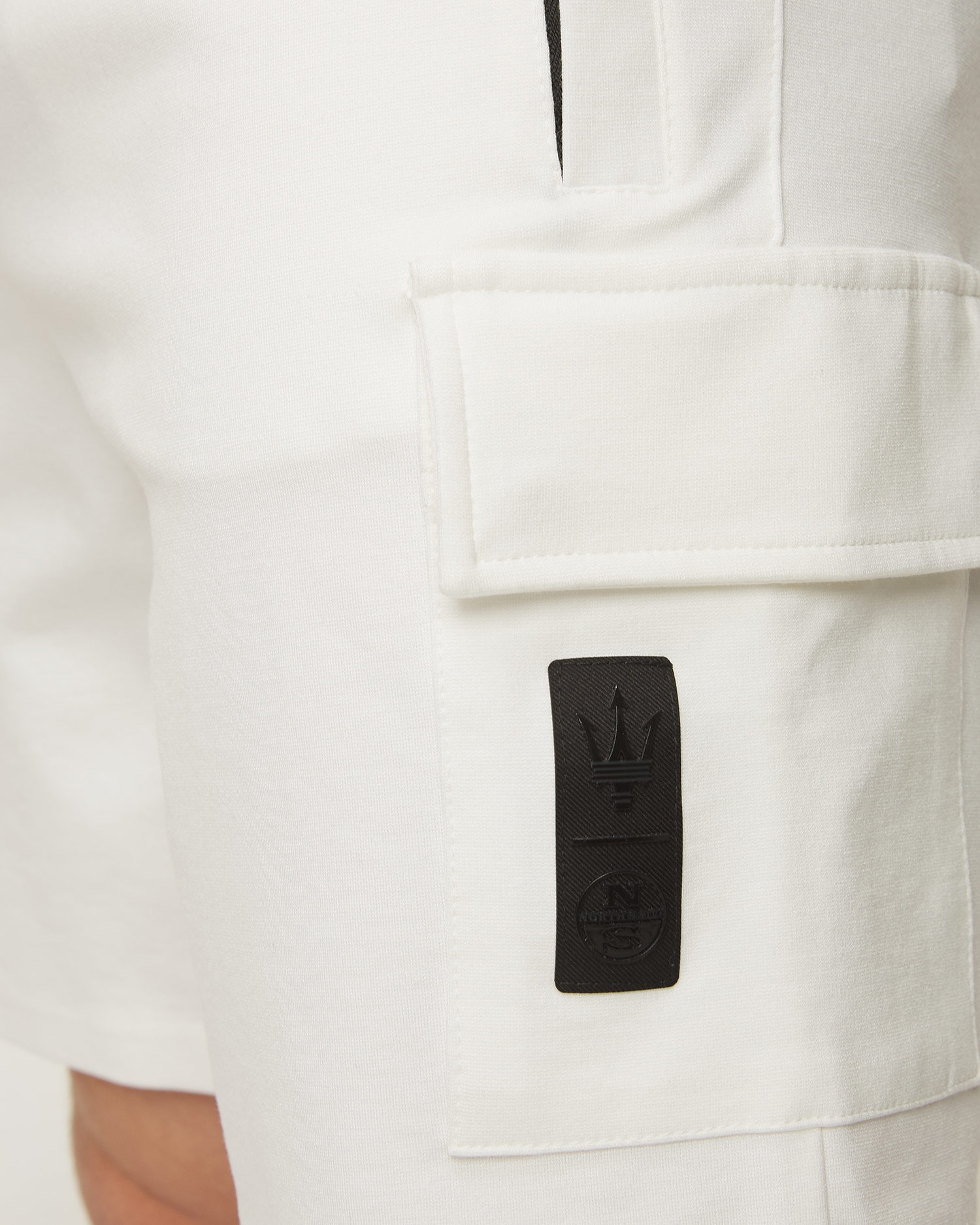 Teplákové kraťasy North Sails x Maserati