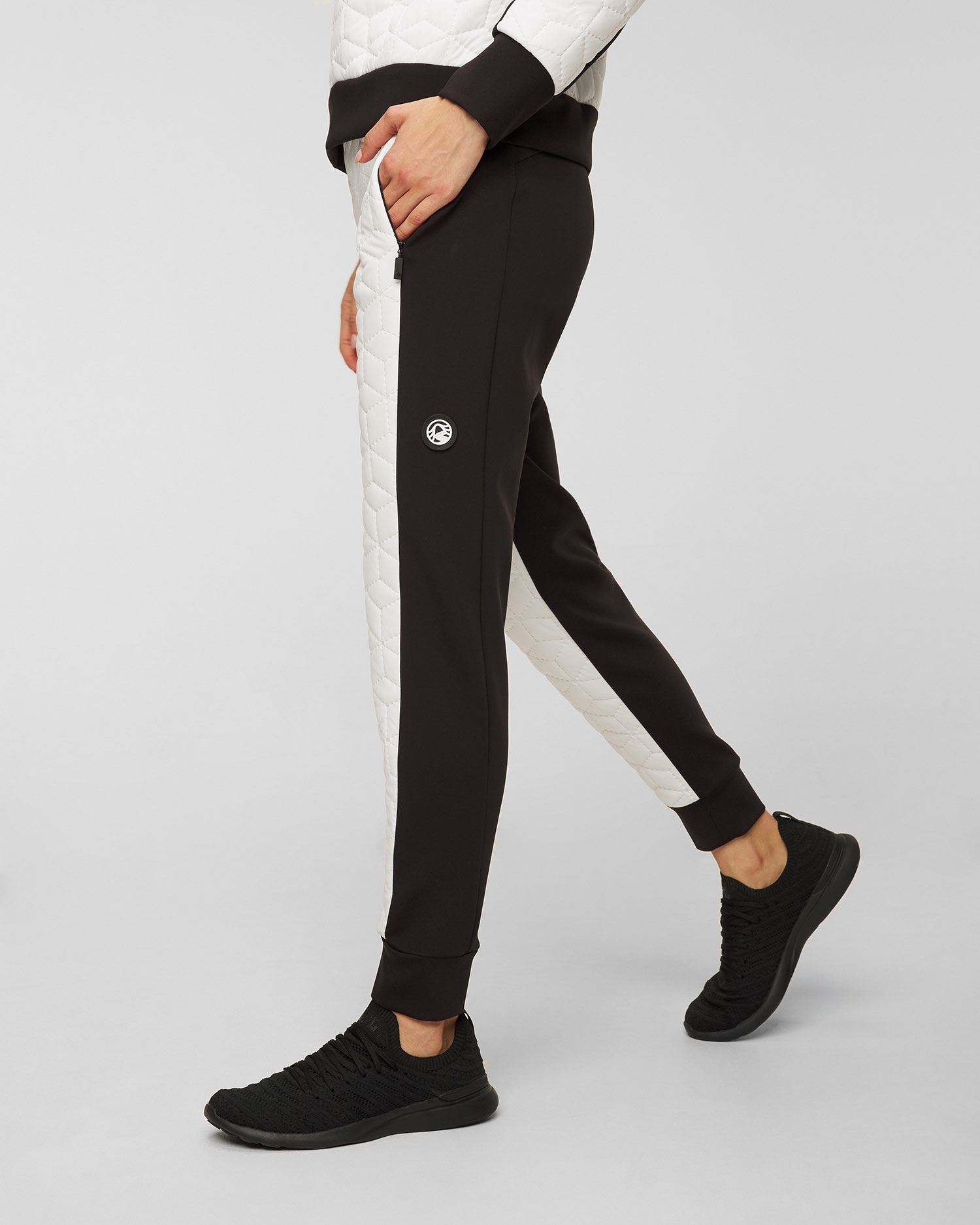 Prošívané dámské kalhoty v joggers stylu Sportalm