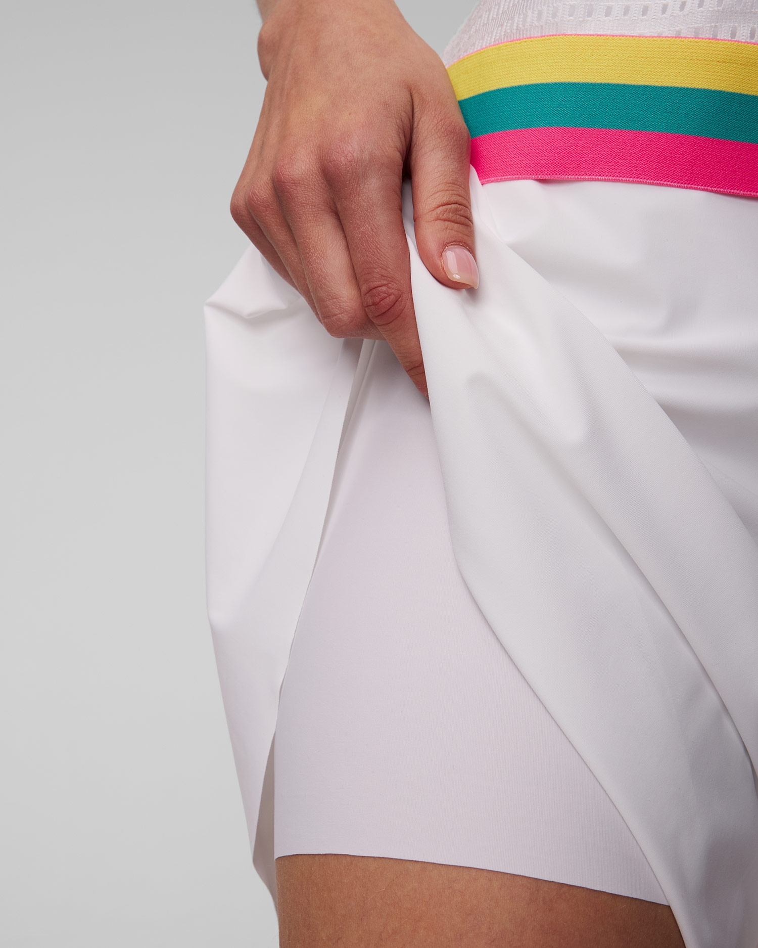 Bílé dámské šortky Sportalm