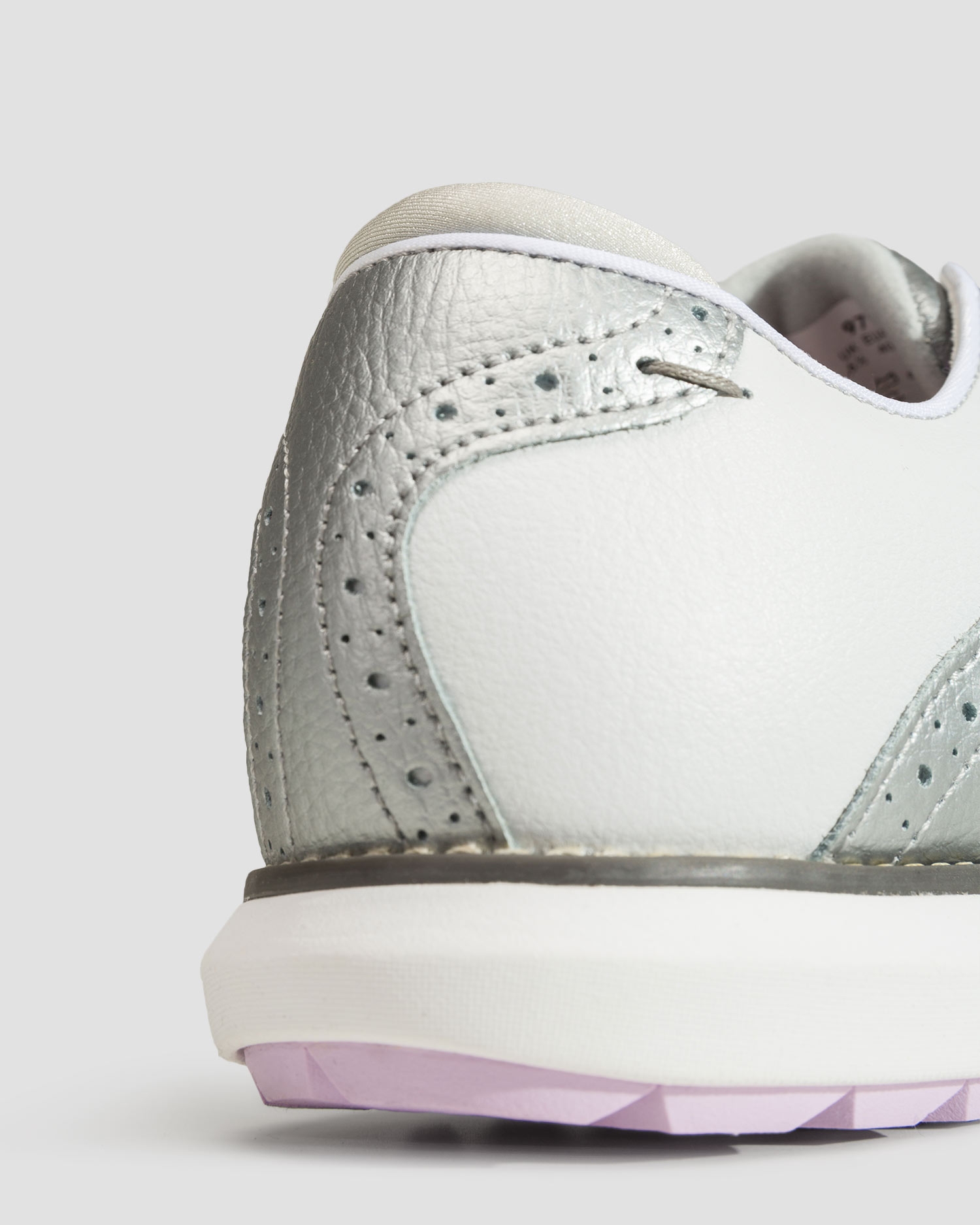 Dámské šedobílé golfové boty FootJoy WN FJ Traditions Spikeless