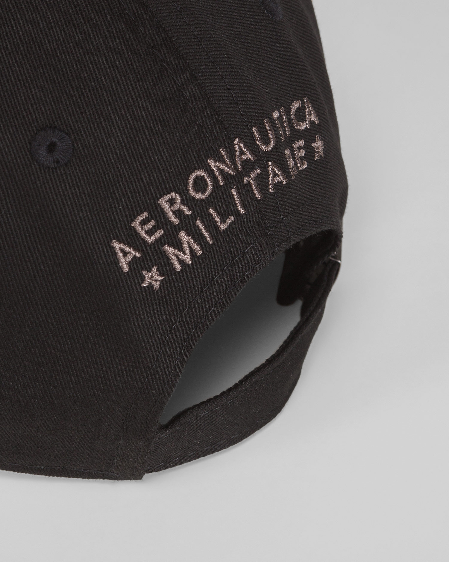 Černá pánská kšiltovka Aeronautica Militare