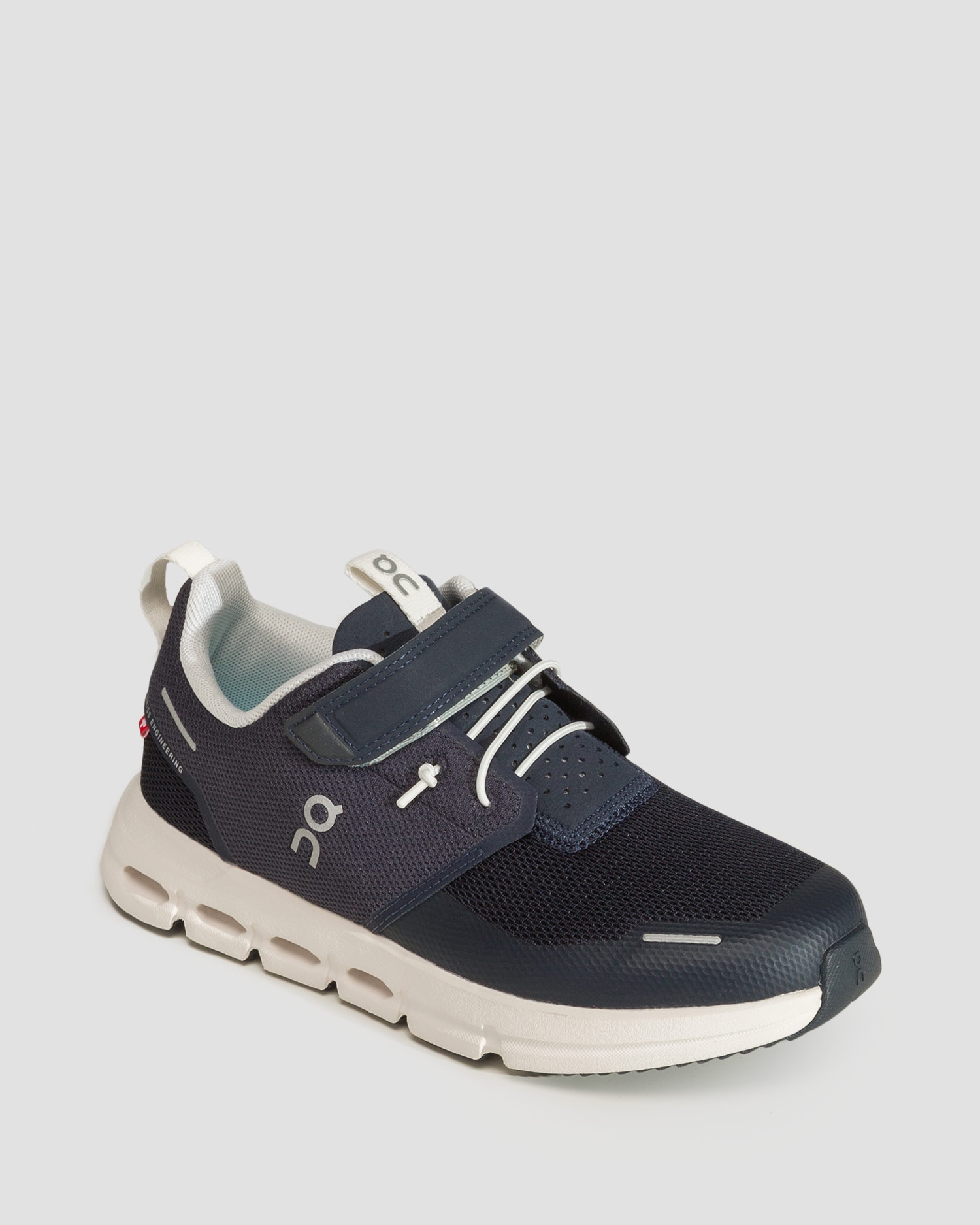 Dětské sportovní boty On Running Cloud Play