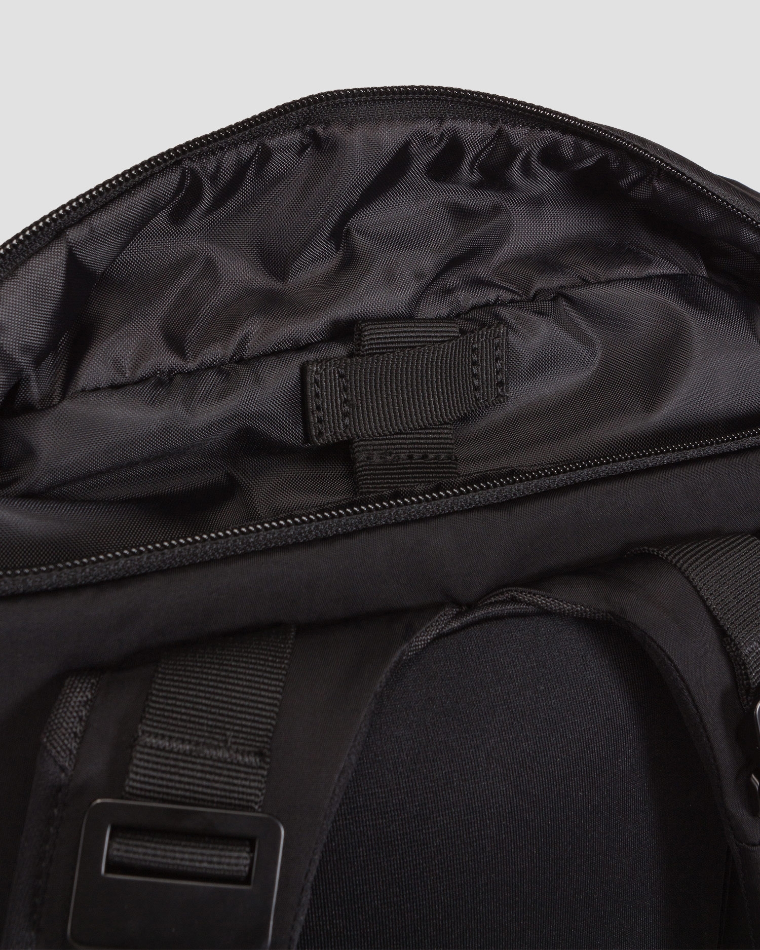 Černý dámský batoh Db Freya Backpack 22L