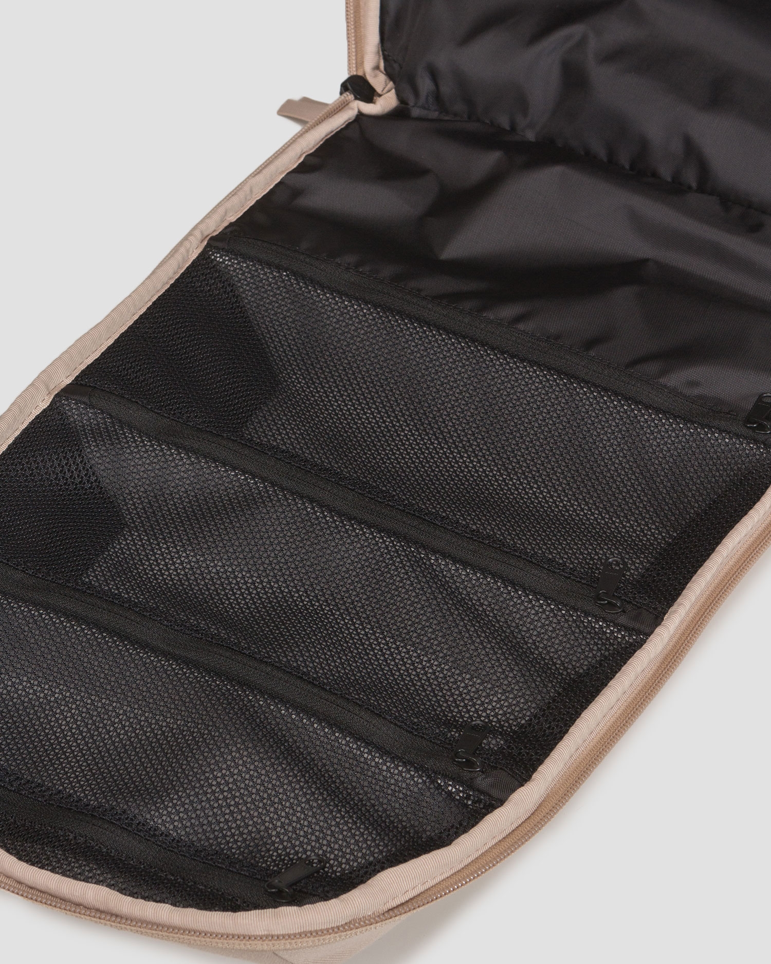 Batoh Db Freya Backpack 16L