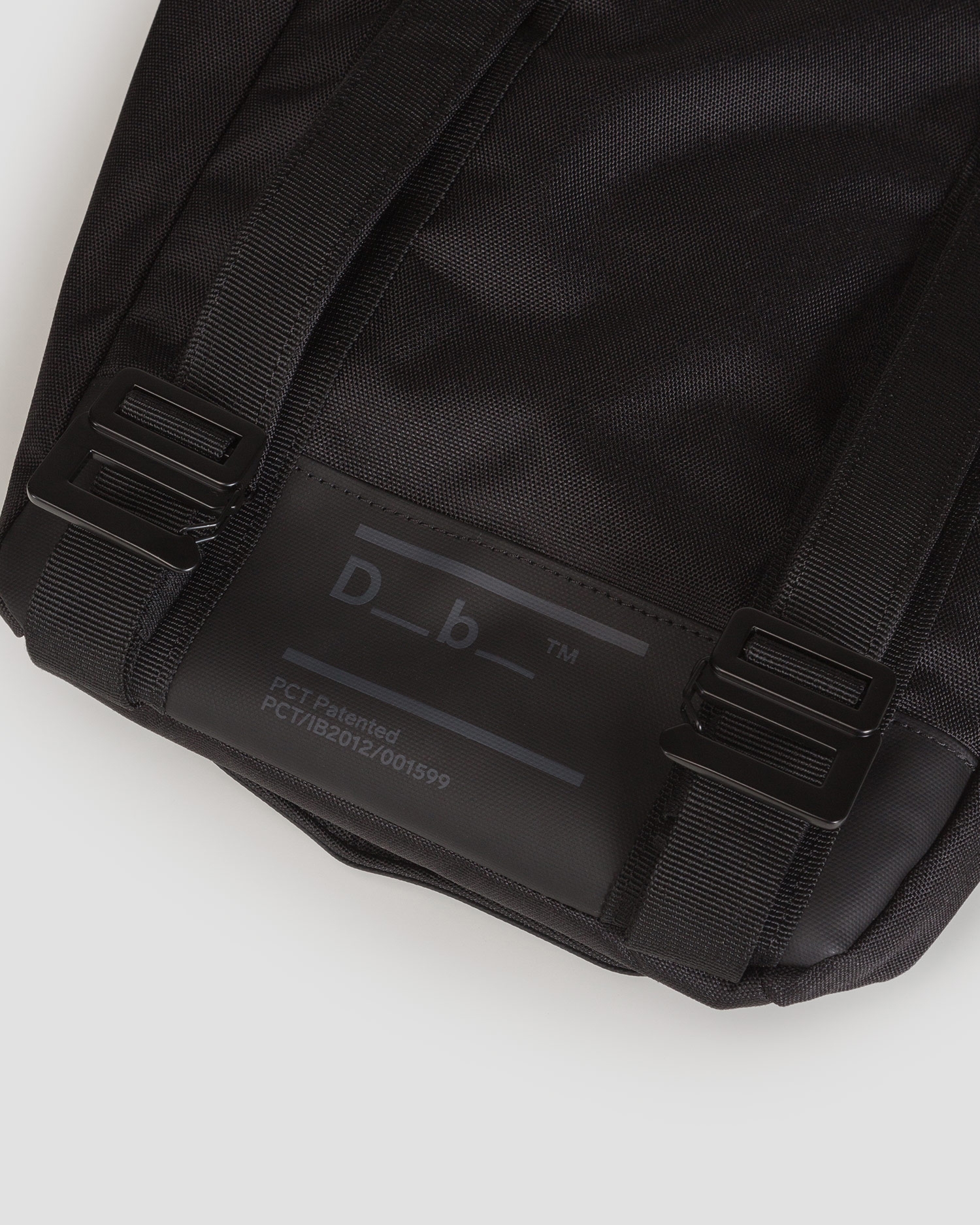 Černý vak na lyže Douchebag Snow Roller Light