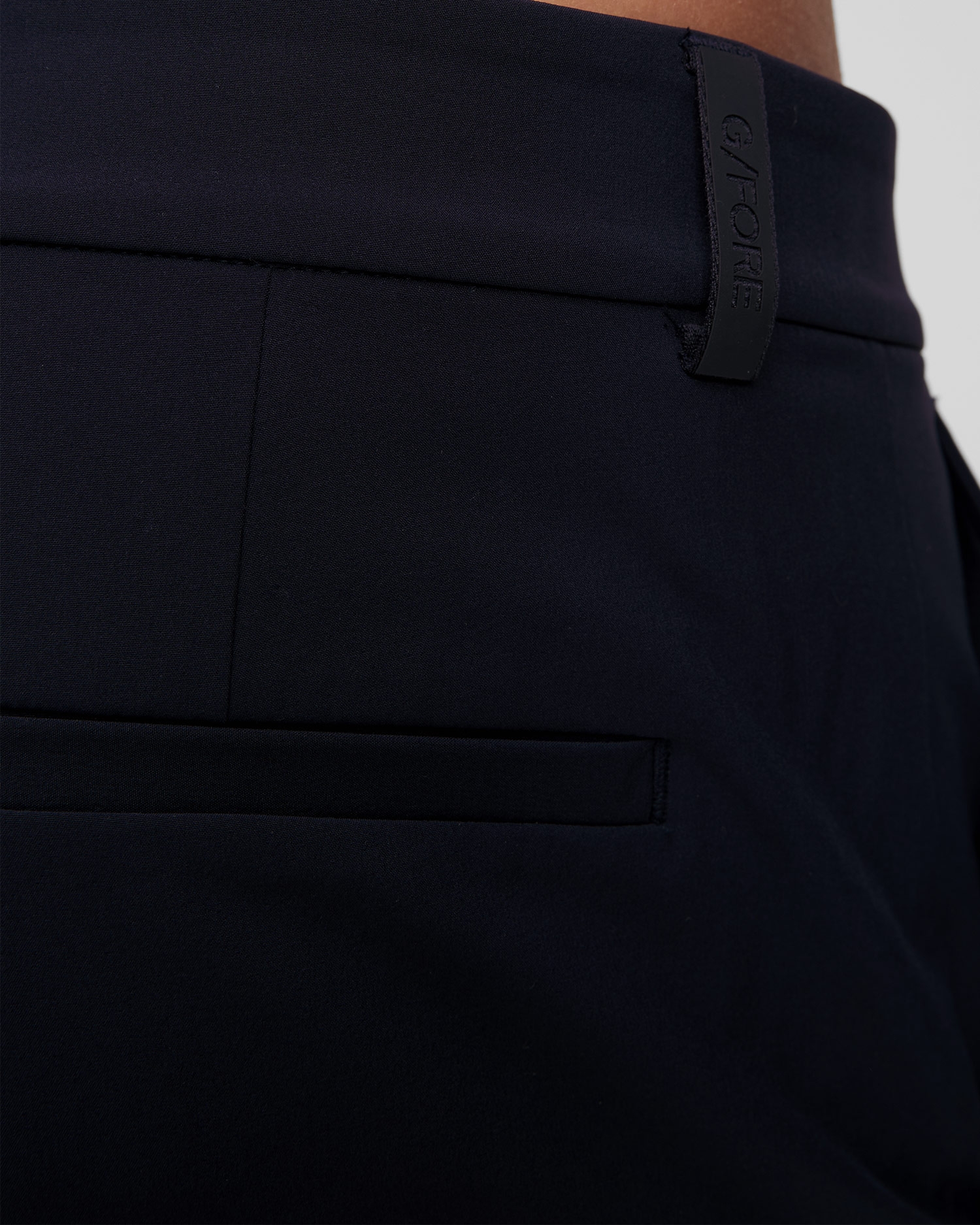 Pánské kraťasy G/Fore Maverick Hybrid v Tmavě Modré Barvě