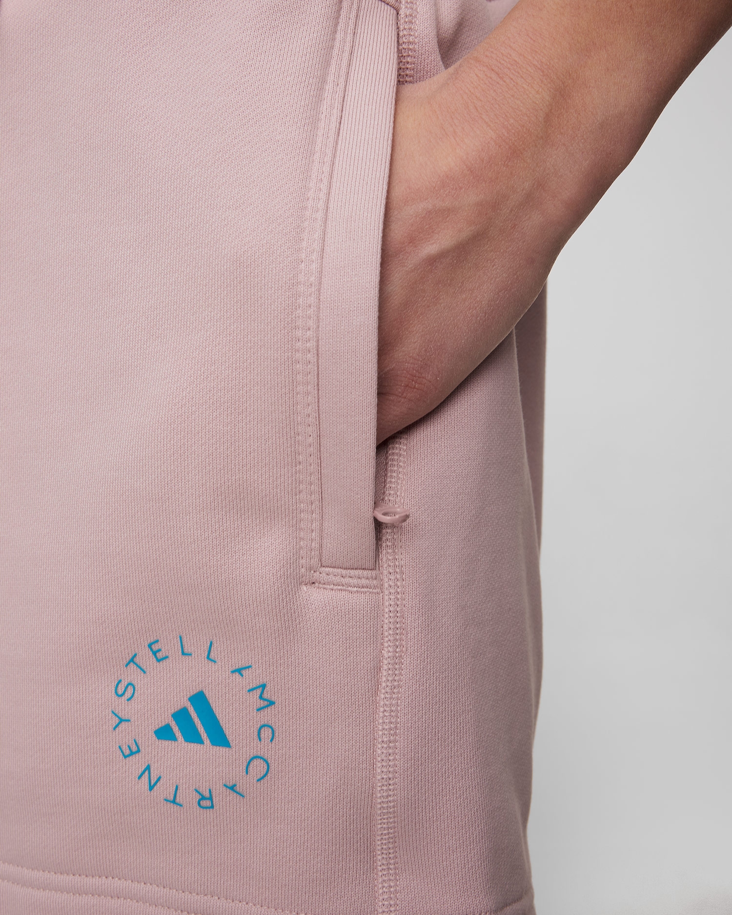 Růžové dámské teplákové šortky Adidas by Stella McCartney ASMC