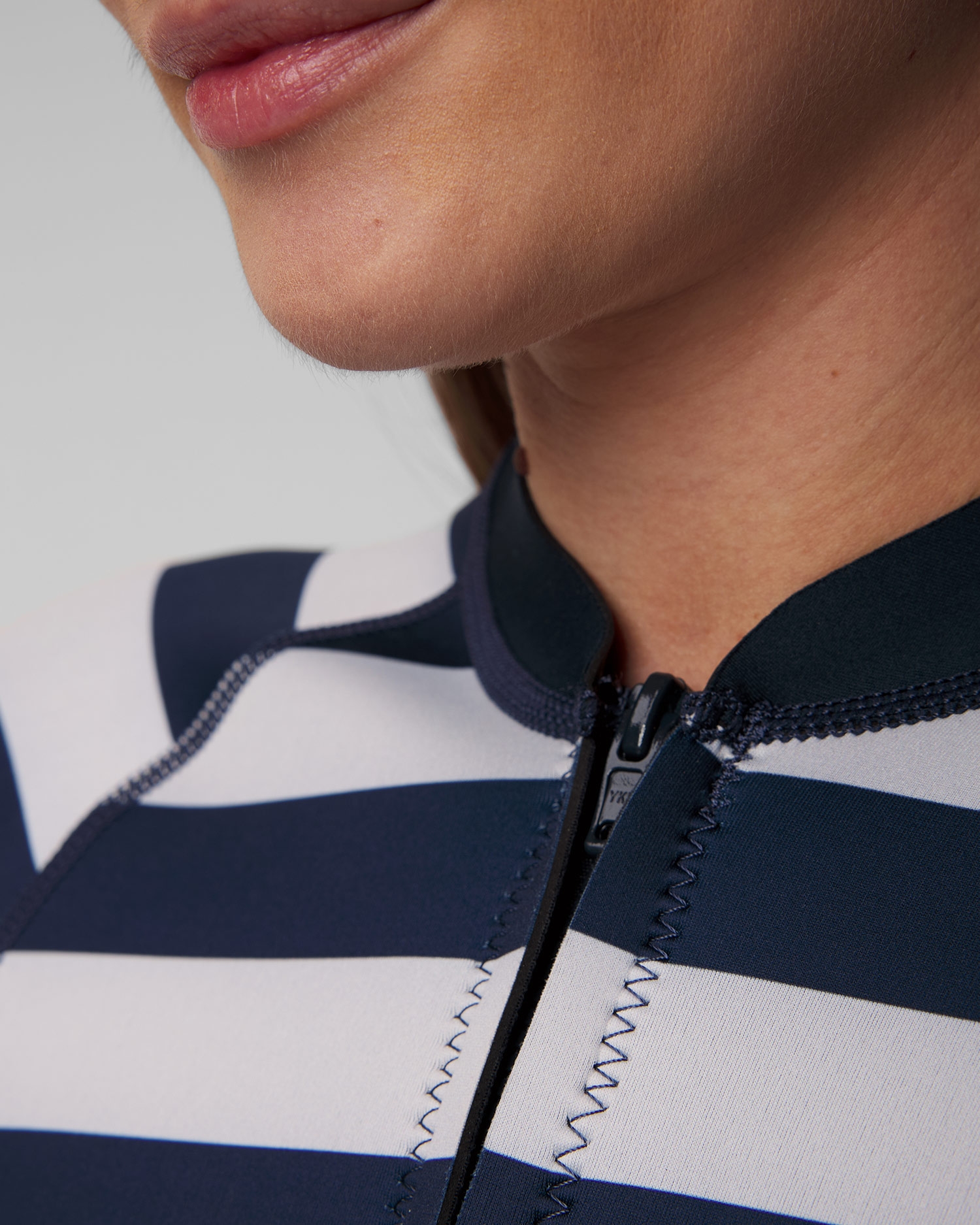 Dámská tmavě modrá neoprenová bunda Helly Hansen Waterwear Jacket 2.0