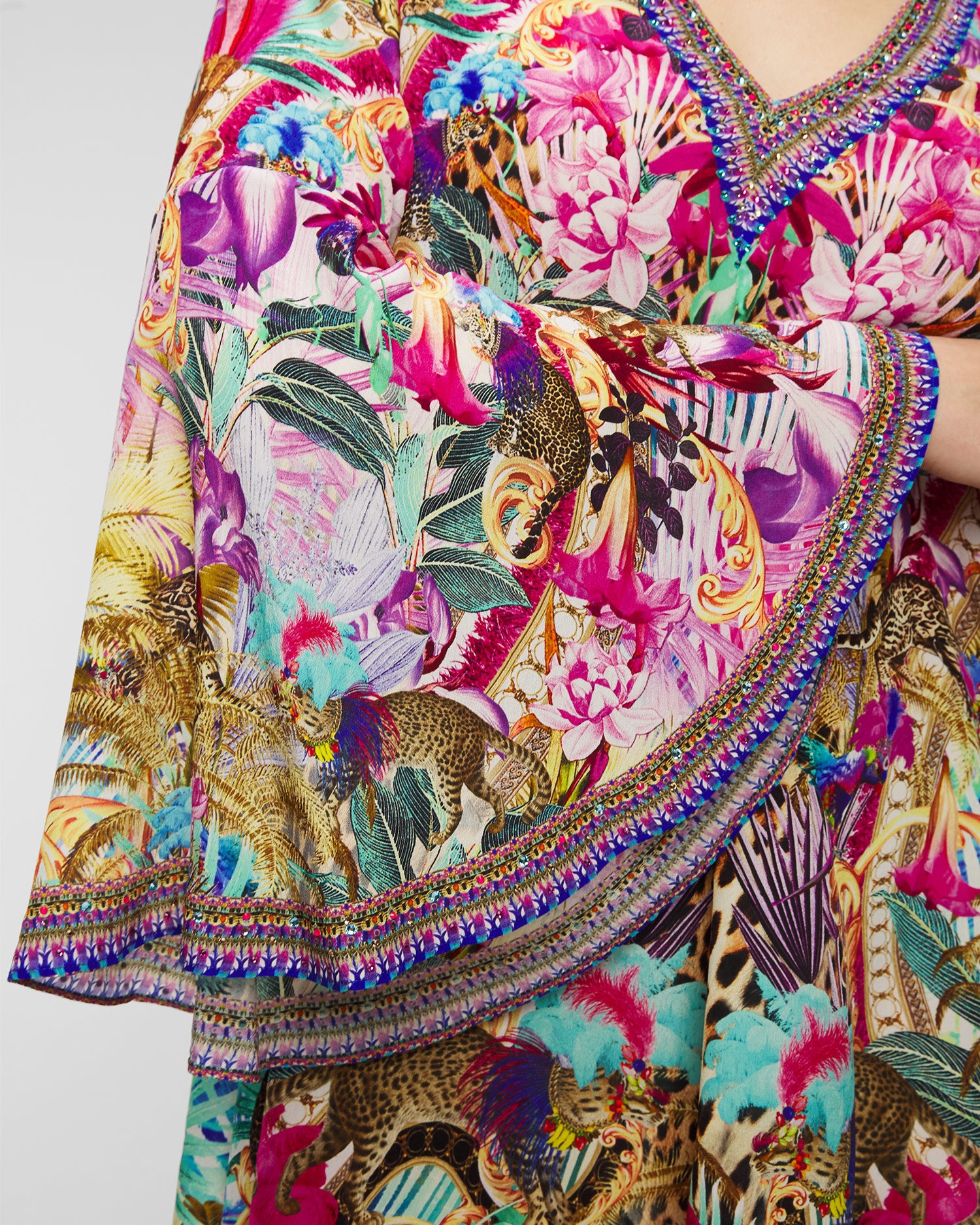 Šaty Camilla V-Neck Flared Sleeve Mini Dress