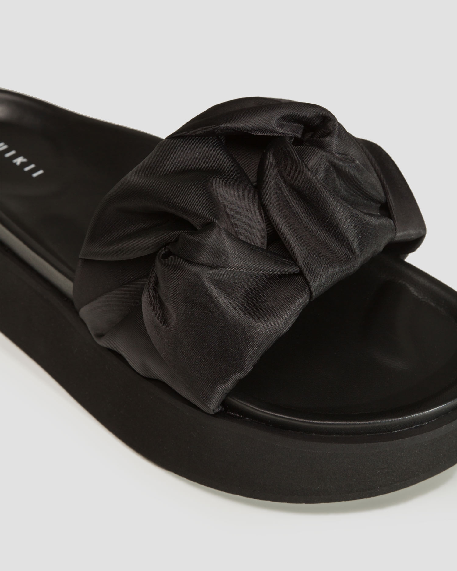 Pantofle Inuikii Fjord Flower Platform