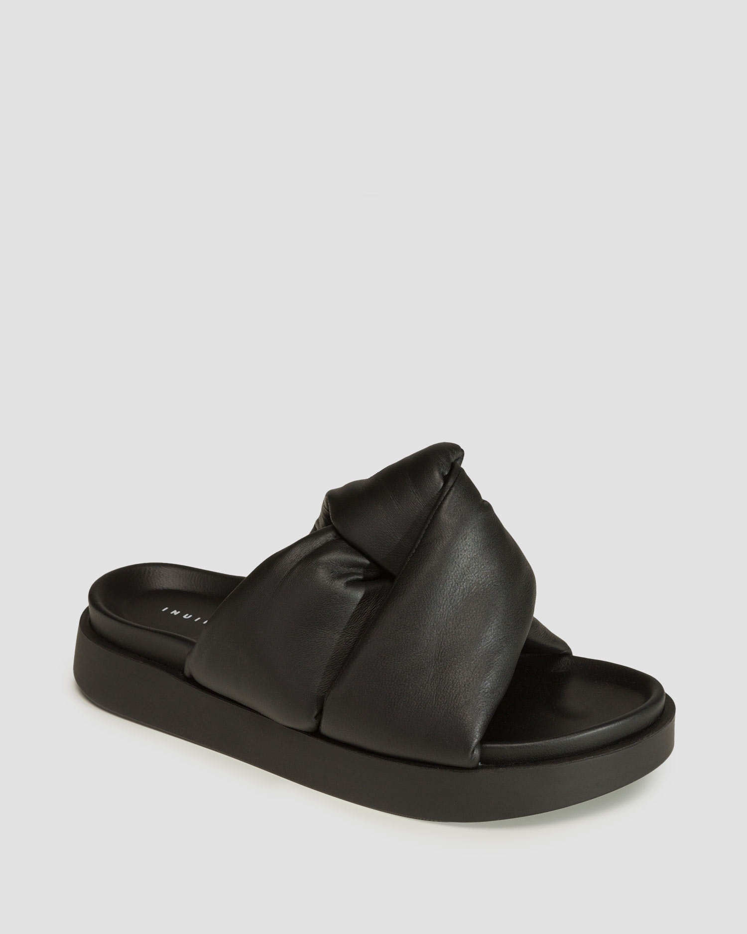 Černé dámské pantofle Inuikii Soft Crossed