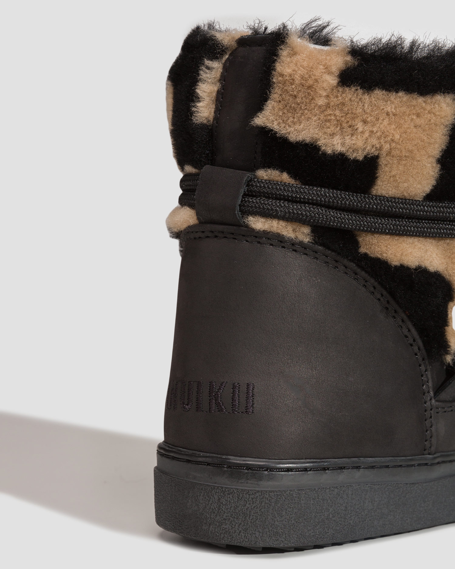 Zimní boty INUIKII SHEARLING ZIG ZAG