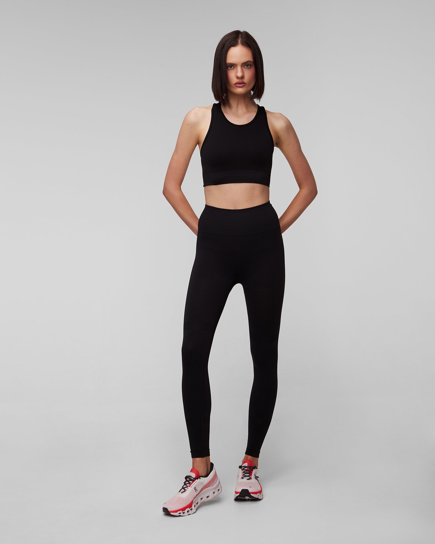 Dámský černý bezešvý sportovní top Casall Essential Block Seamless Sport Top