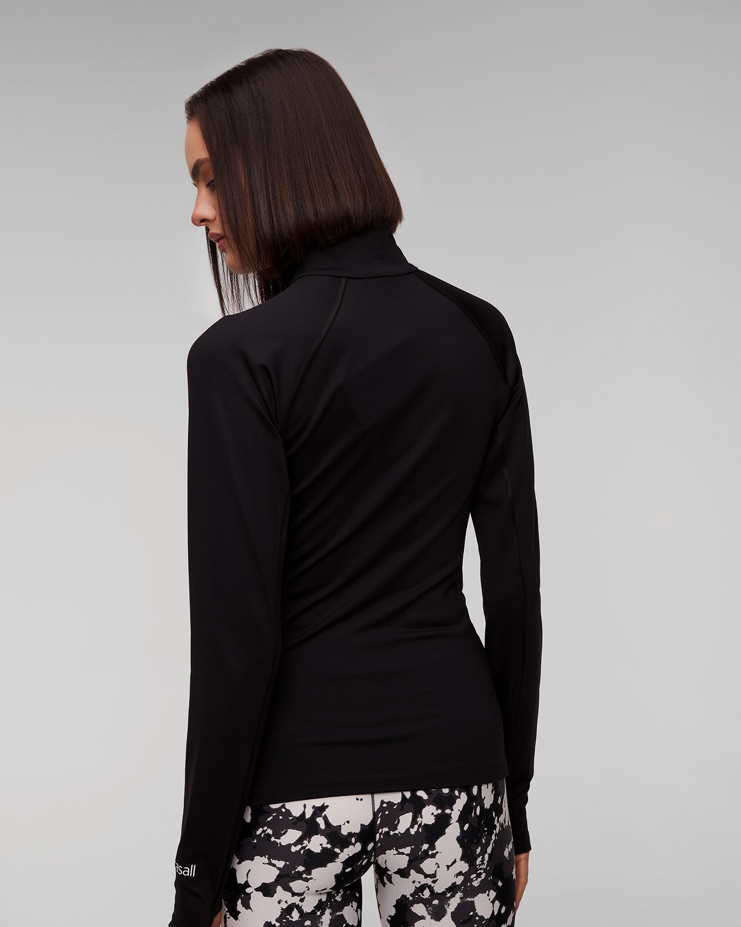 Černá dámská softshellová bunda Casall Refine Training Jacket