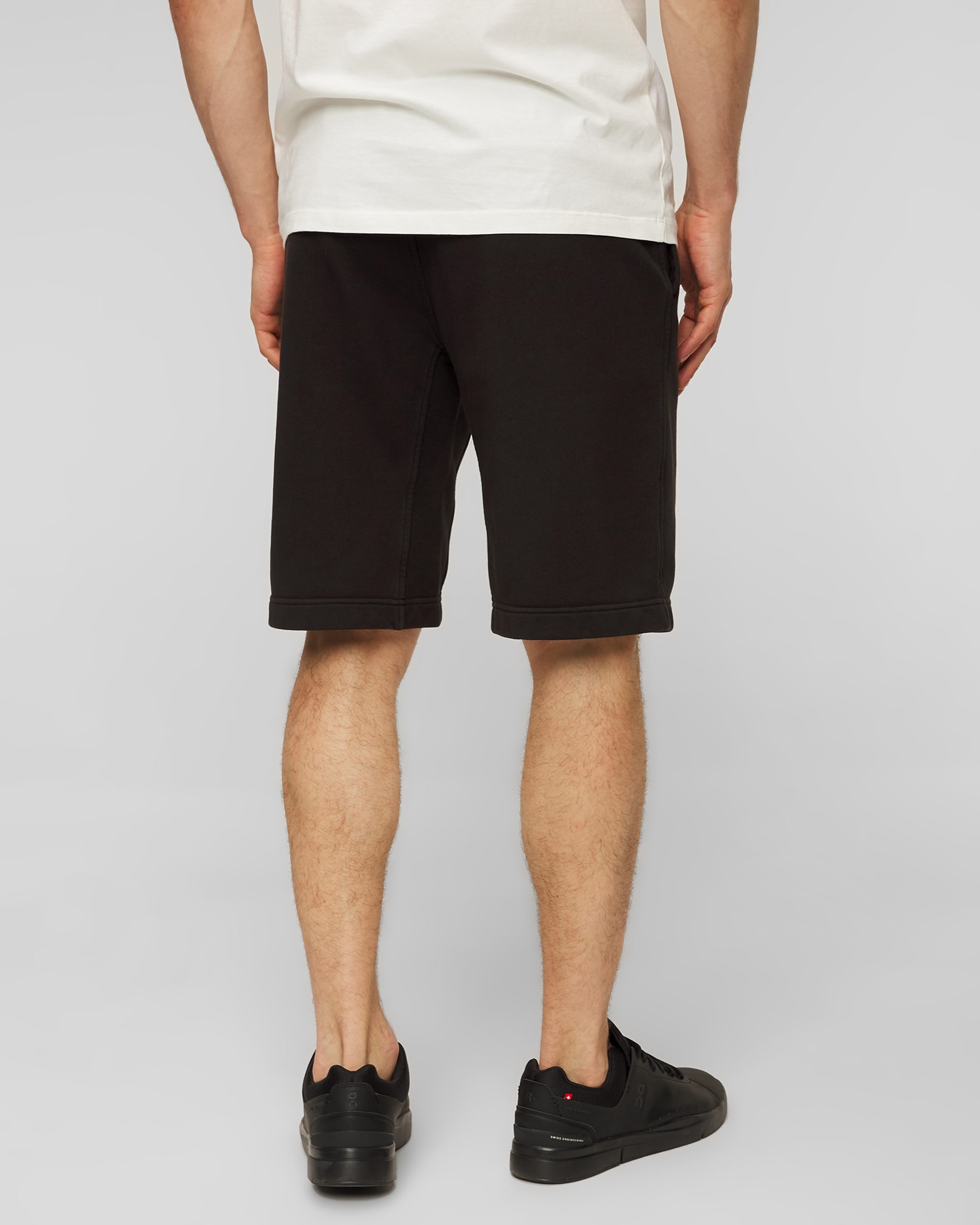 Černé pánské kraťasy C.P. Company