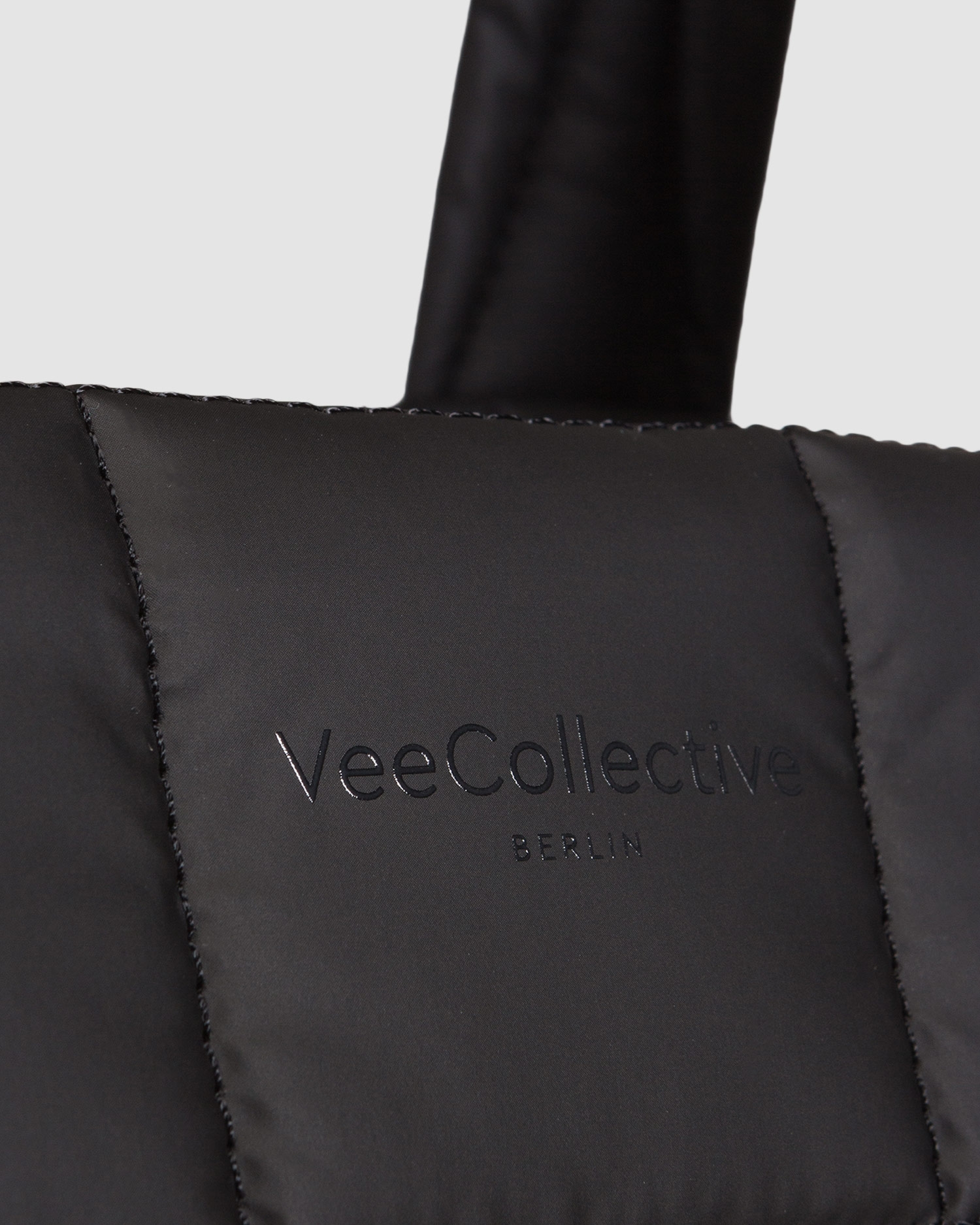 Černá dámská kabelka Vee Collective Porter Tote Medium