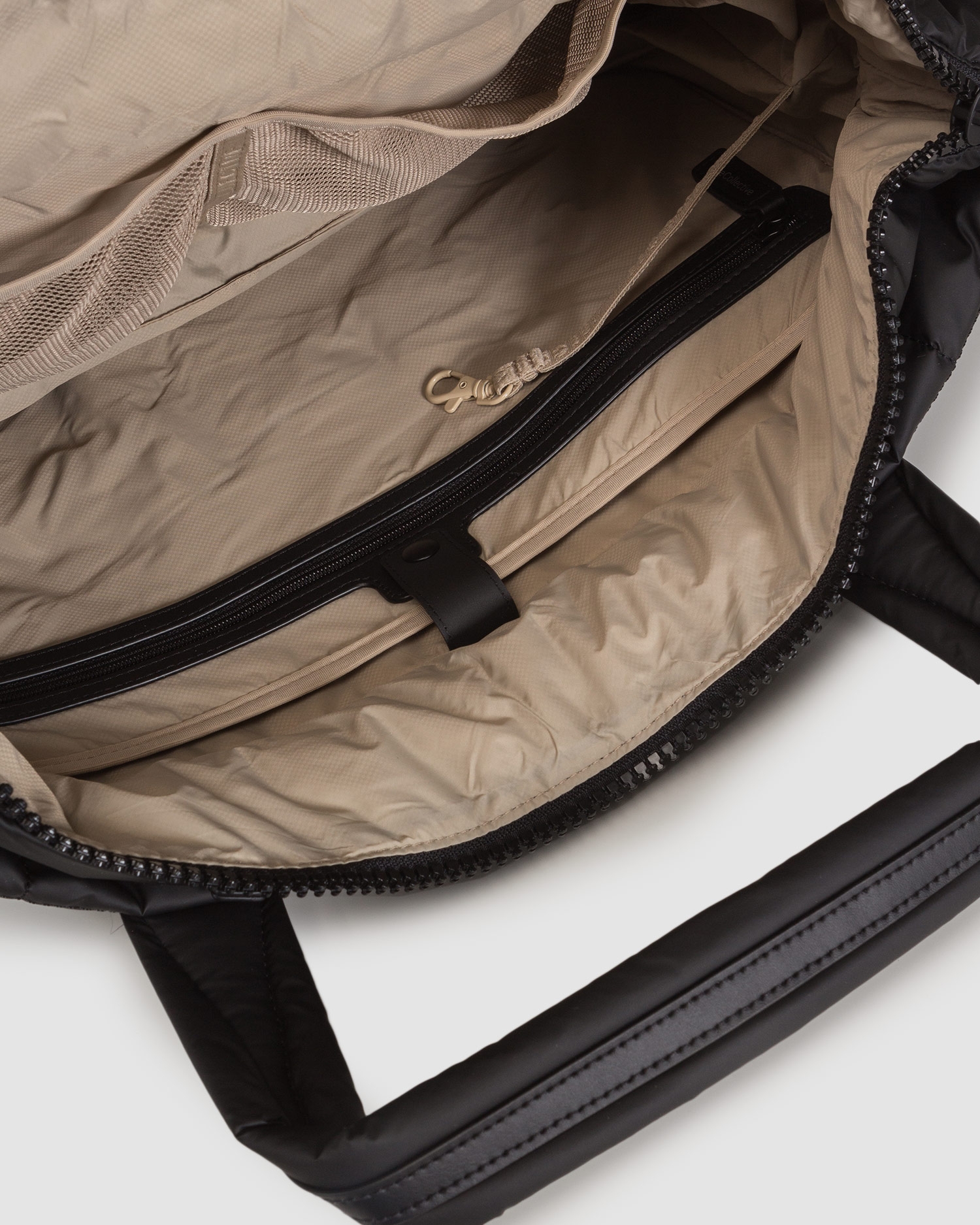 Černá dámská kabelka Vee Collective Porter Tote Medium