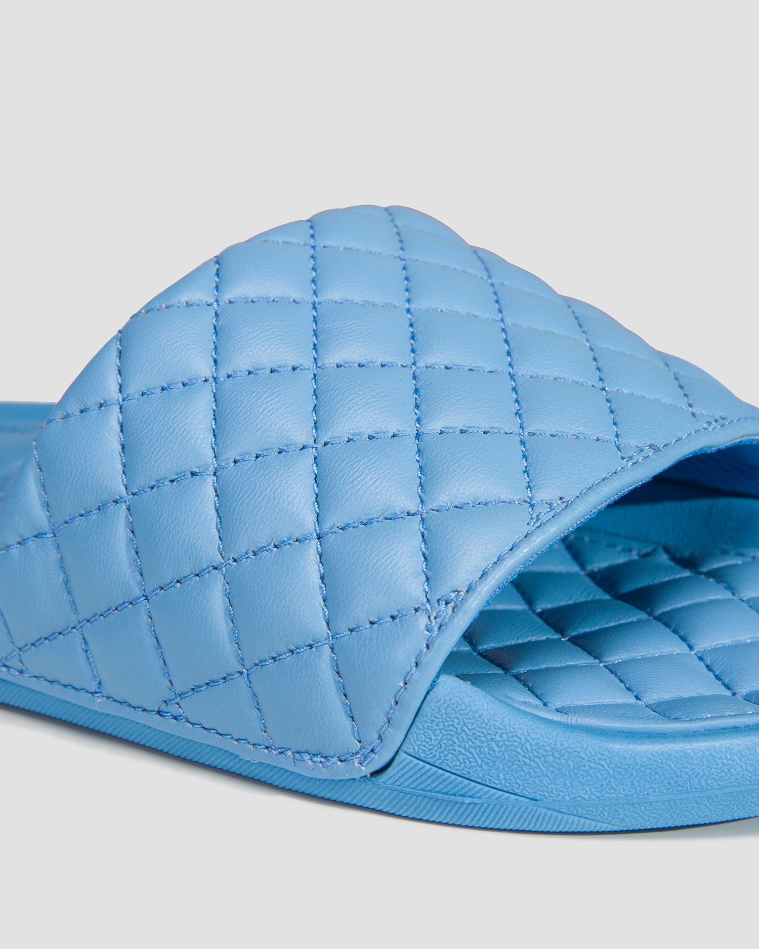 Pantofle APL Athletic Propulsion Labs LUSSO SLIDE