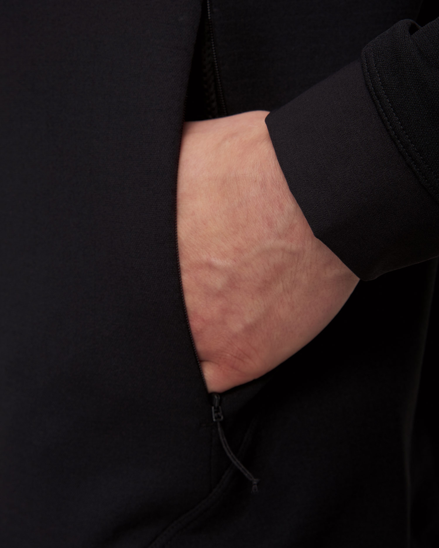 Černá pánská mikina Arcteryx Rethel Hdy M