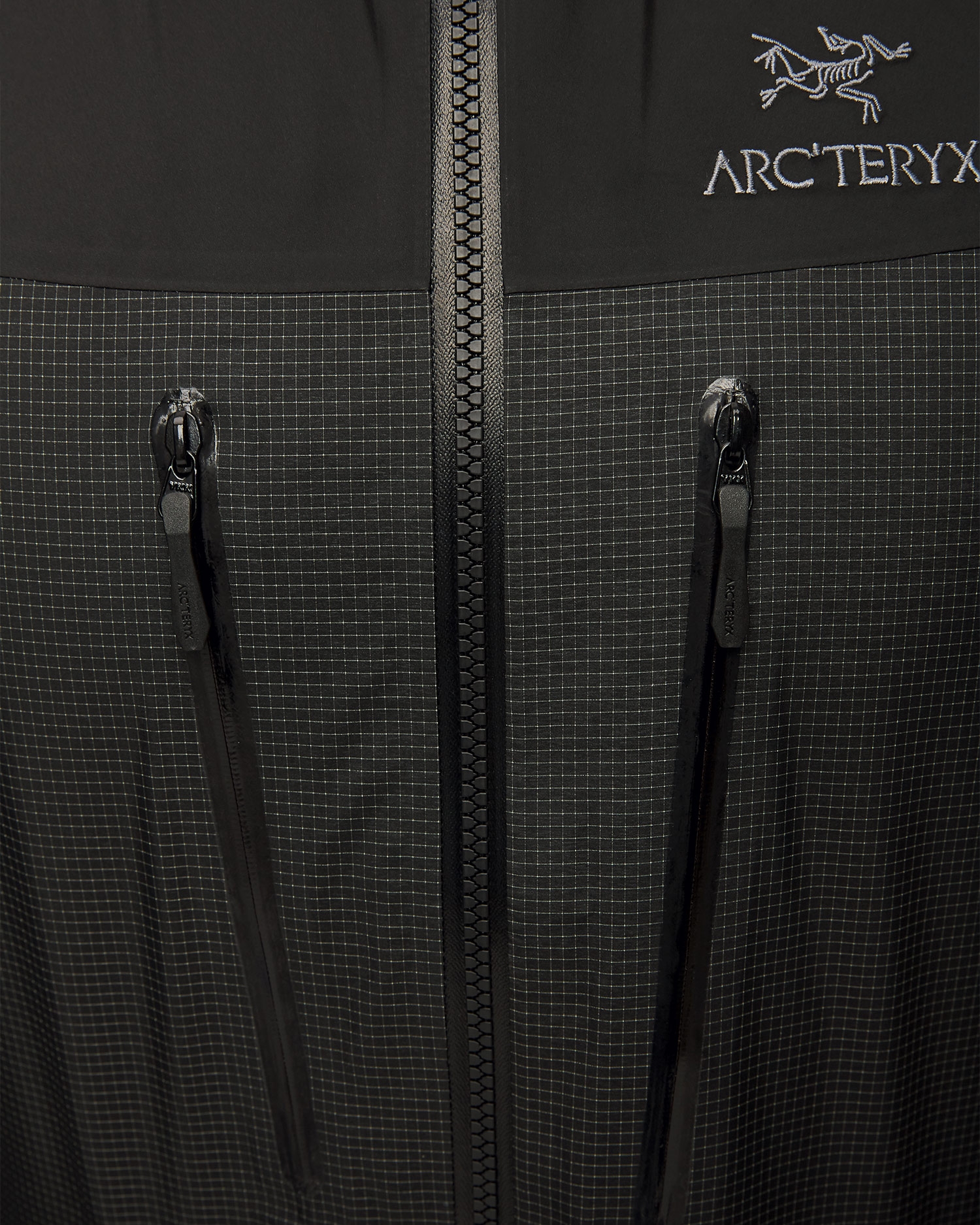 Černá dámská hardshell bunda Arcteryx Alpha