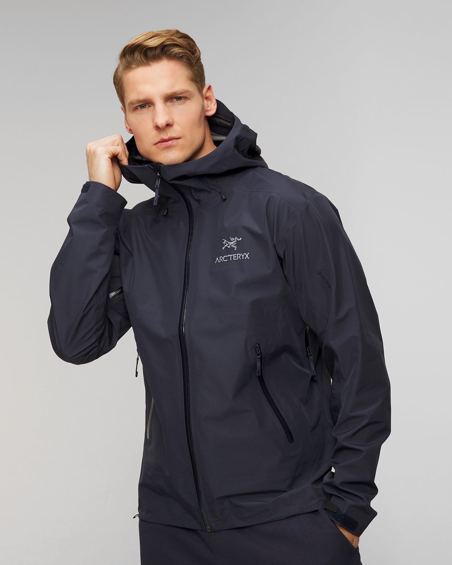 Tmavě modrá pánská hardshell bunda Arcteryx Beta LT