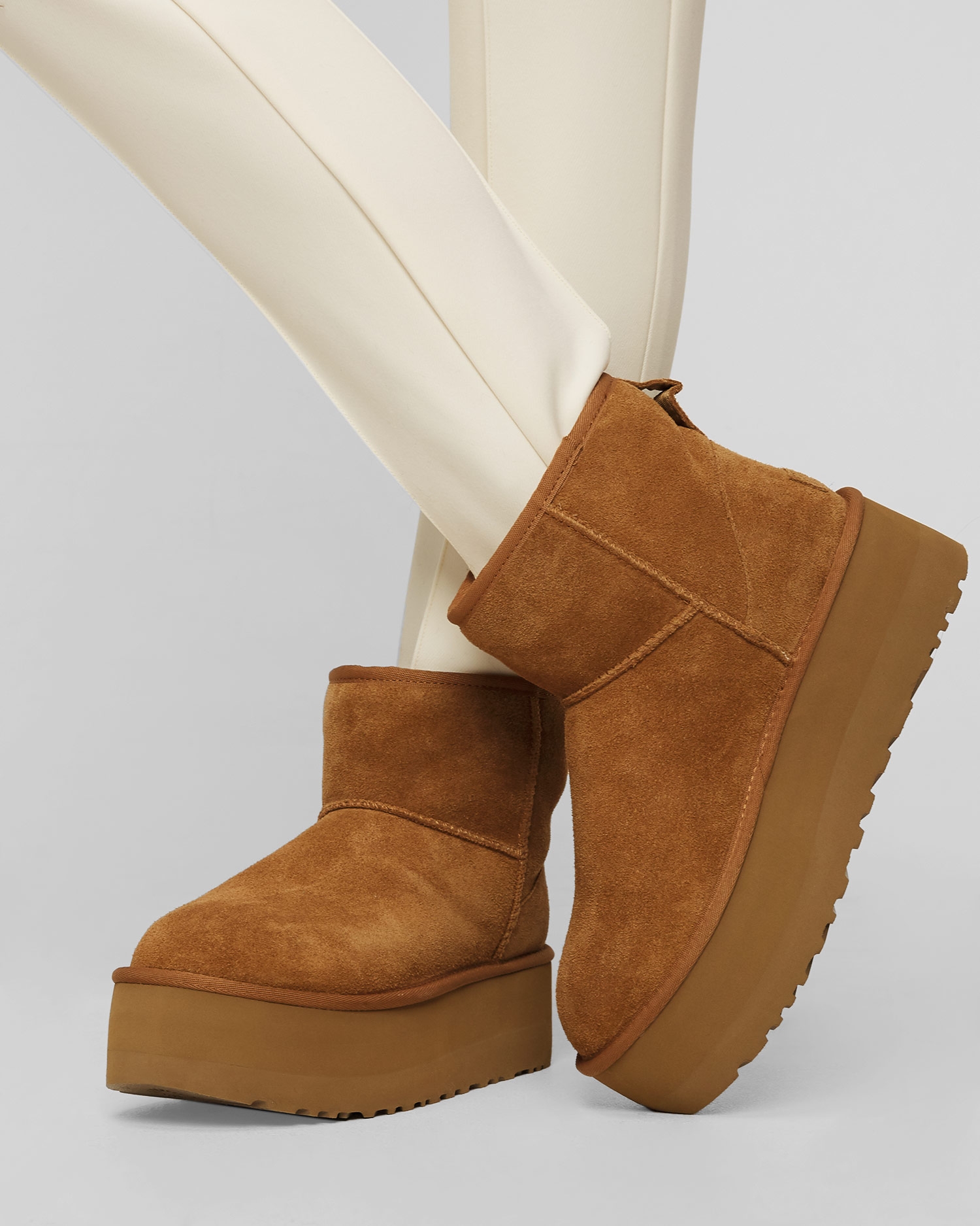 Boty UGG CLASSIC MINI PLATFORM