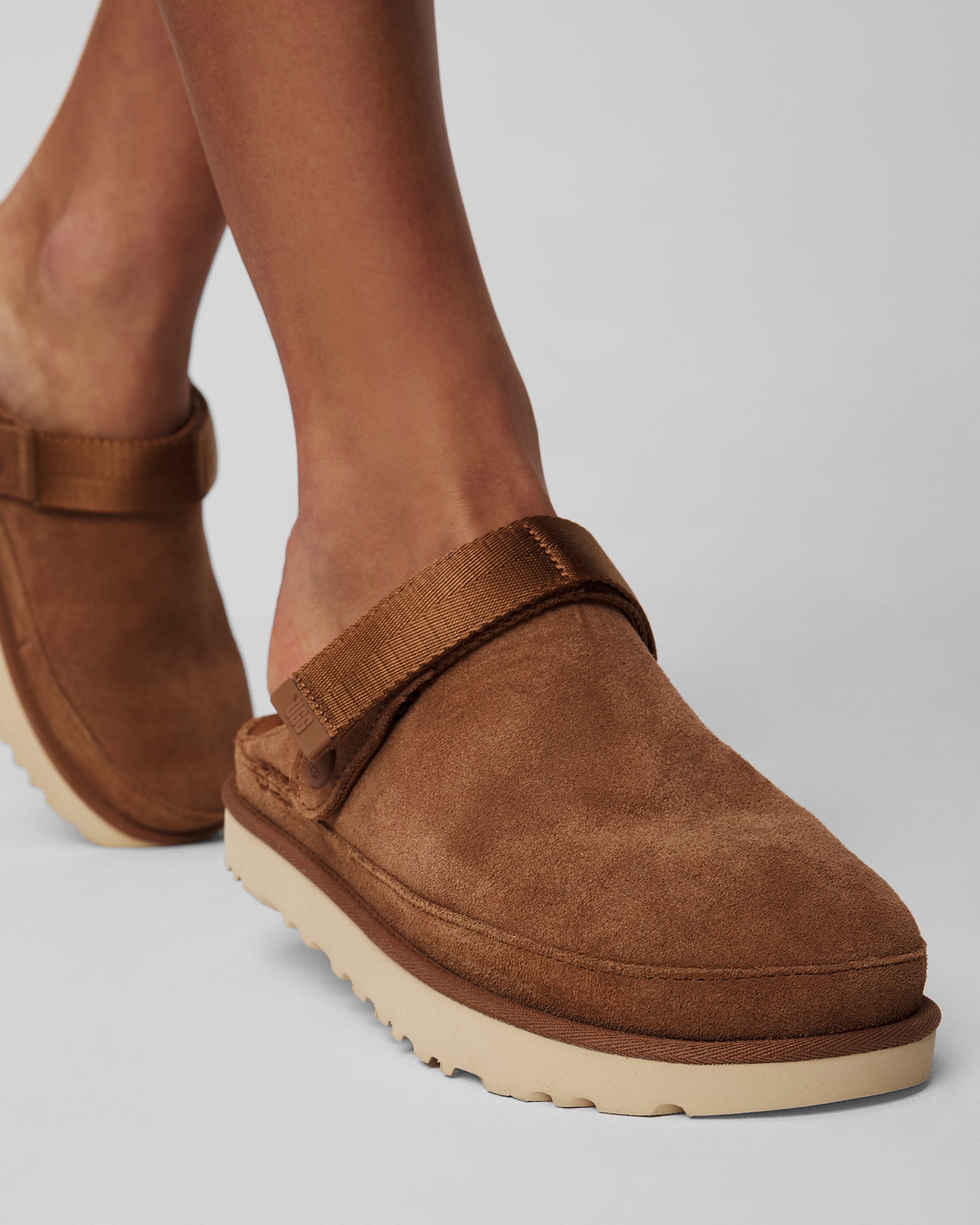Dámské kožené boty UGG Goldenstar Clog