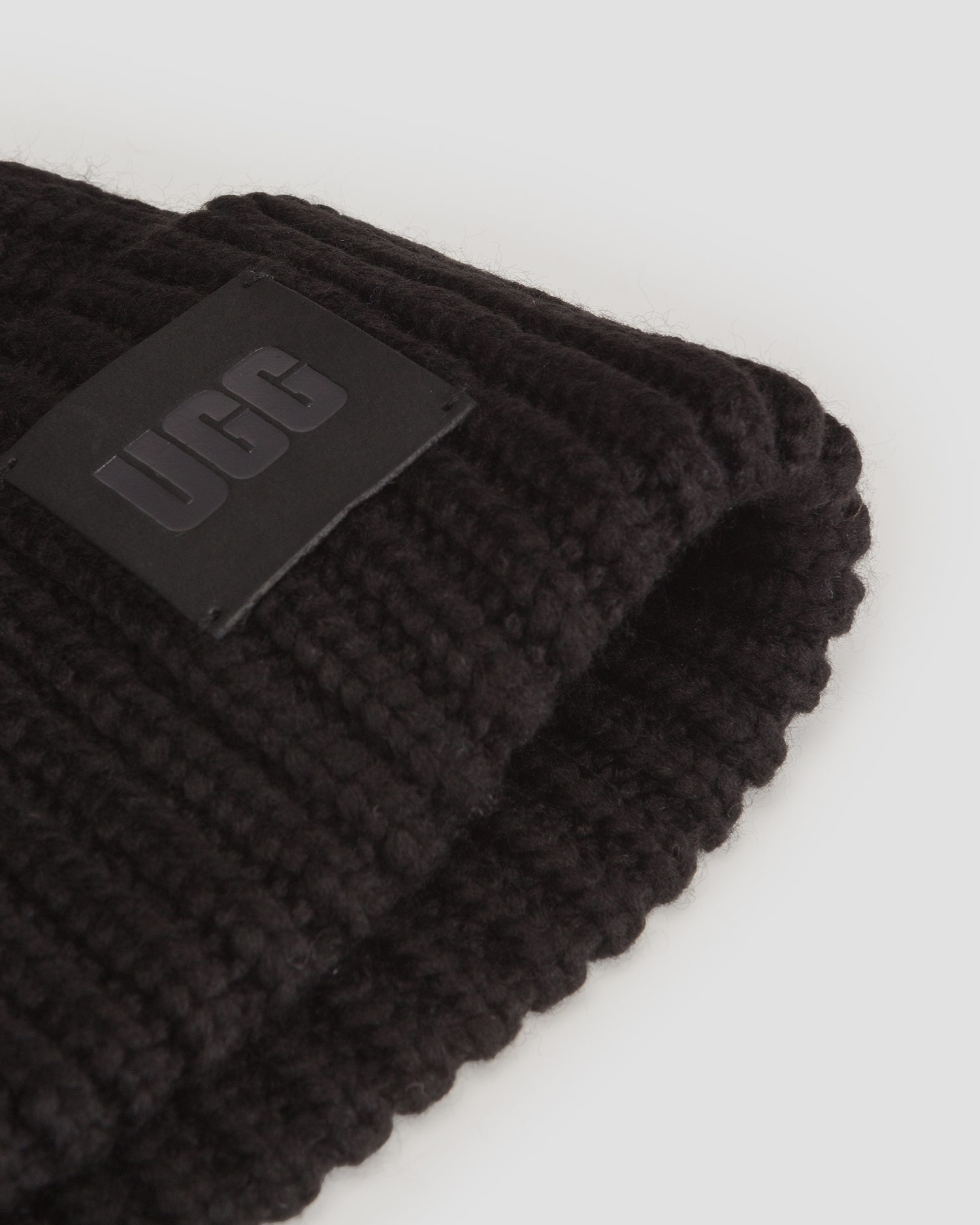 Čepice UGG CHUNKY RIB BEANIE