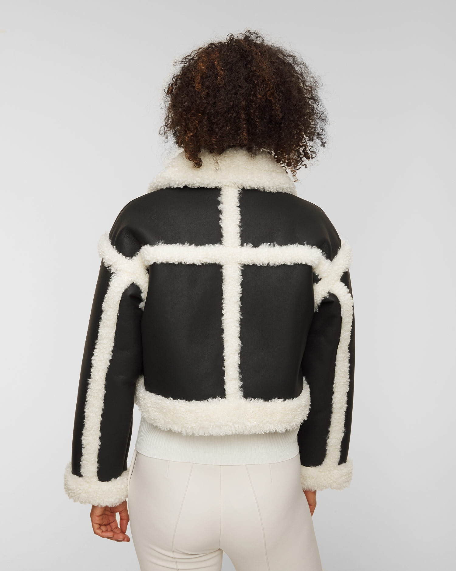 Bunda STAND STUDIO KRISTY