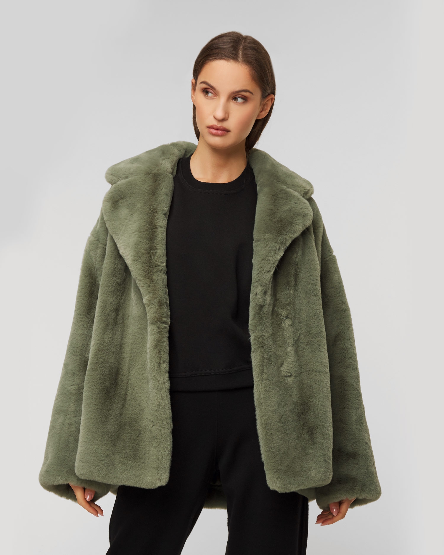 Umělý kožíšek Stand Studio SAVANNAH