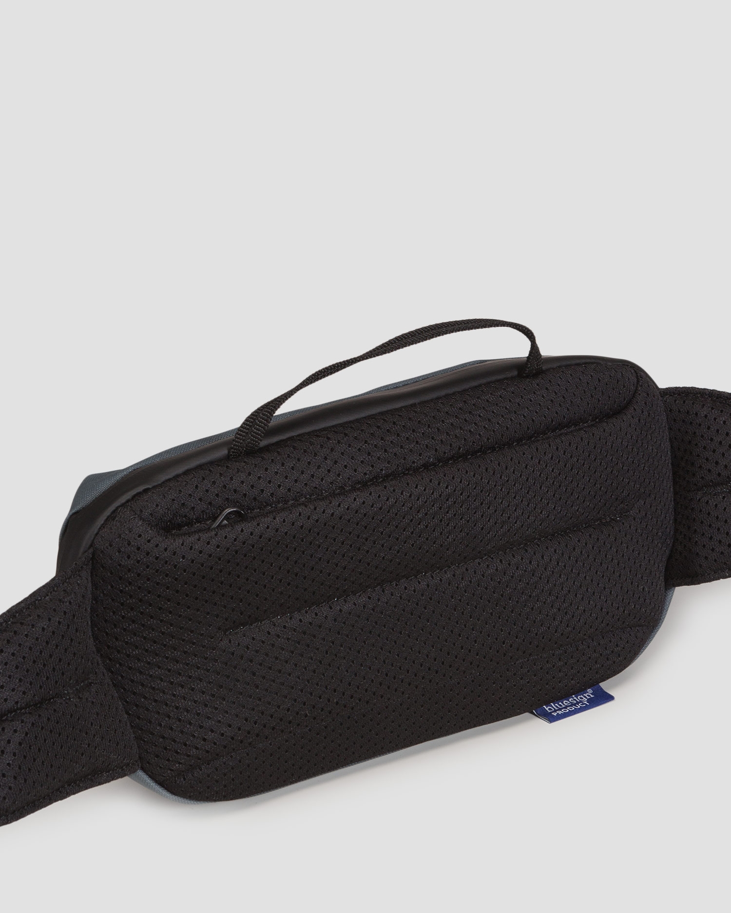 Šedá ledvinka Thule Aion Sling Bag