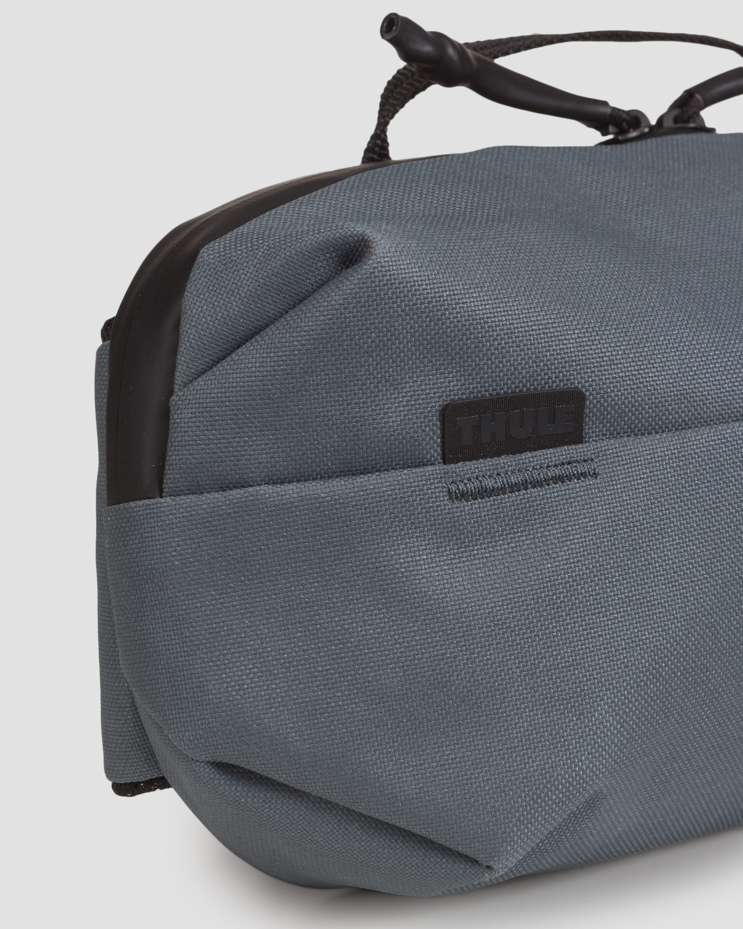 Šedá ledvinka Thule Aion Sling Bag