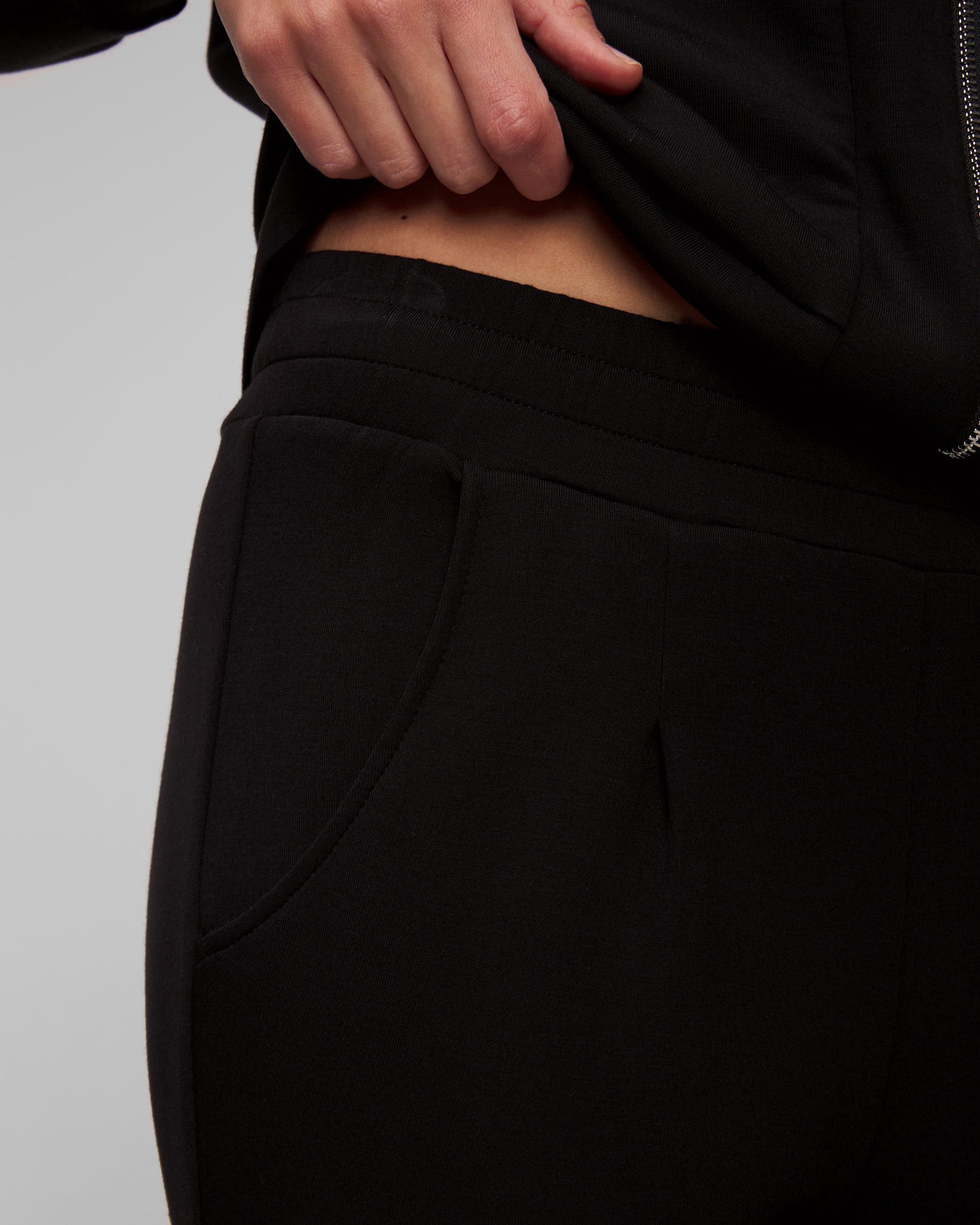 Dámské černé kalhoty Varley The Rolled Cuff Pant 25