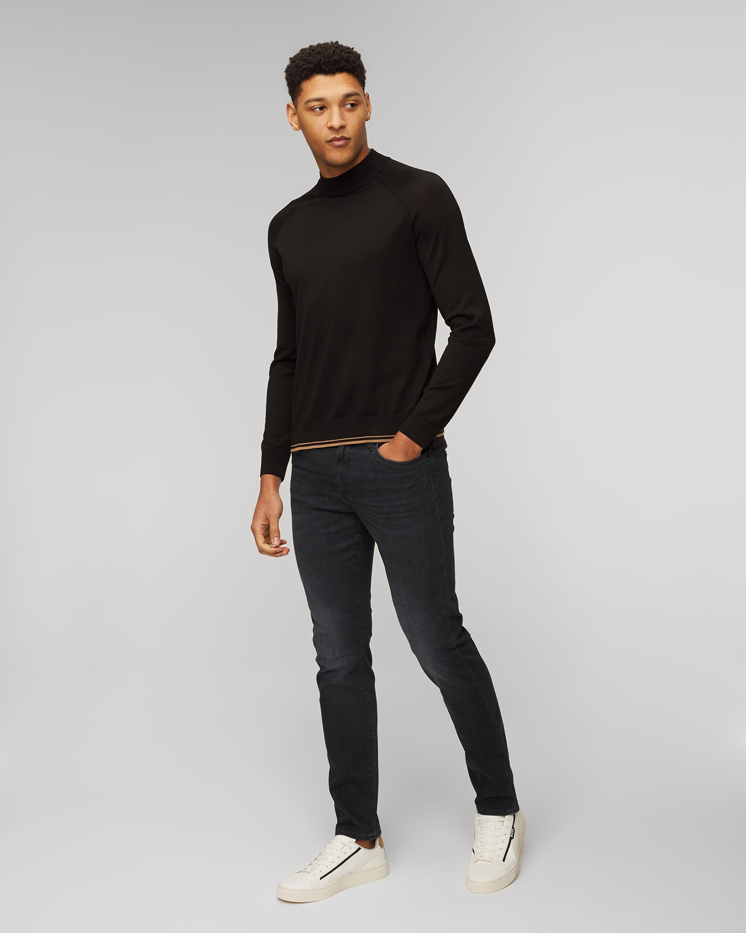 Černý vlněný pánský svetr Hugo Boss Perfino