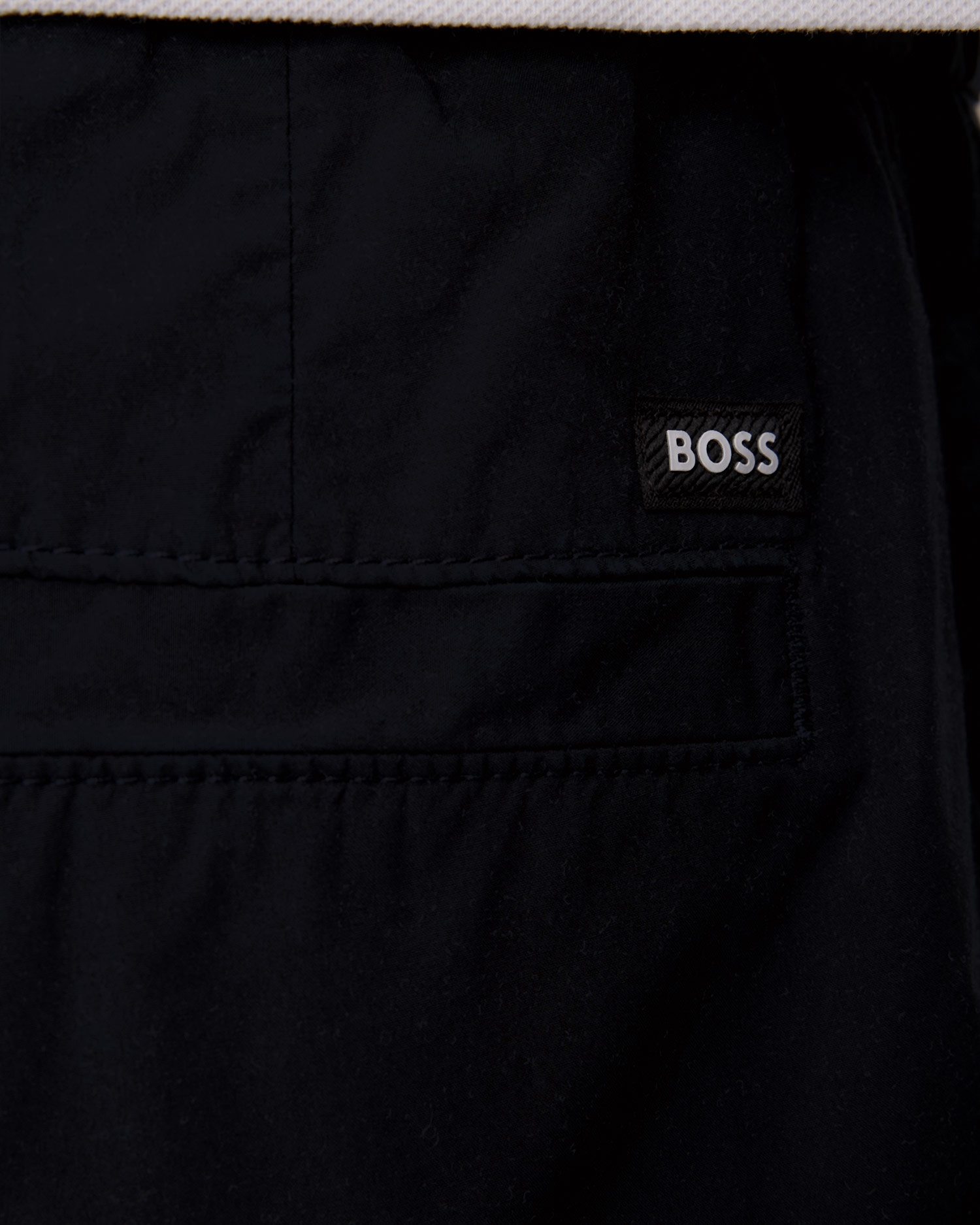 Tmavě modré pánské šortky Hugo Boss Kenosh