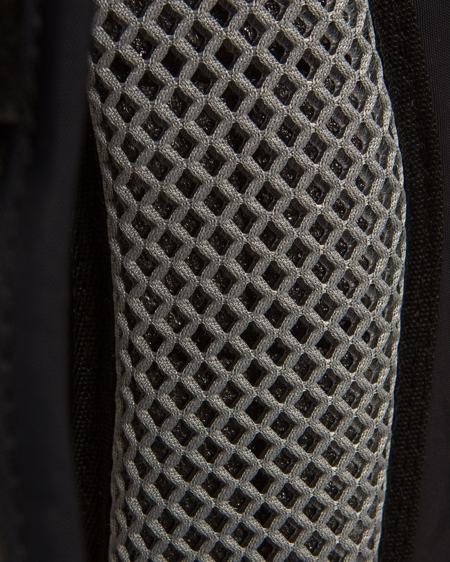 Batoh Deuter Race 12