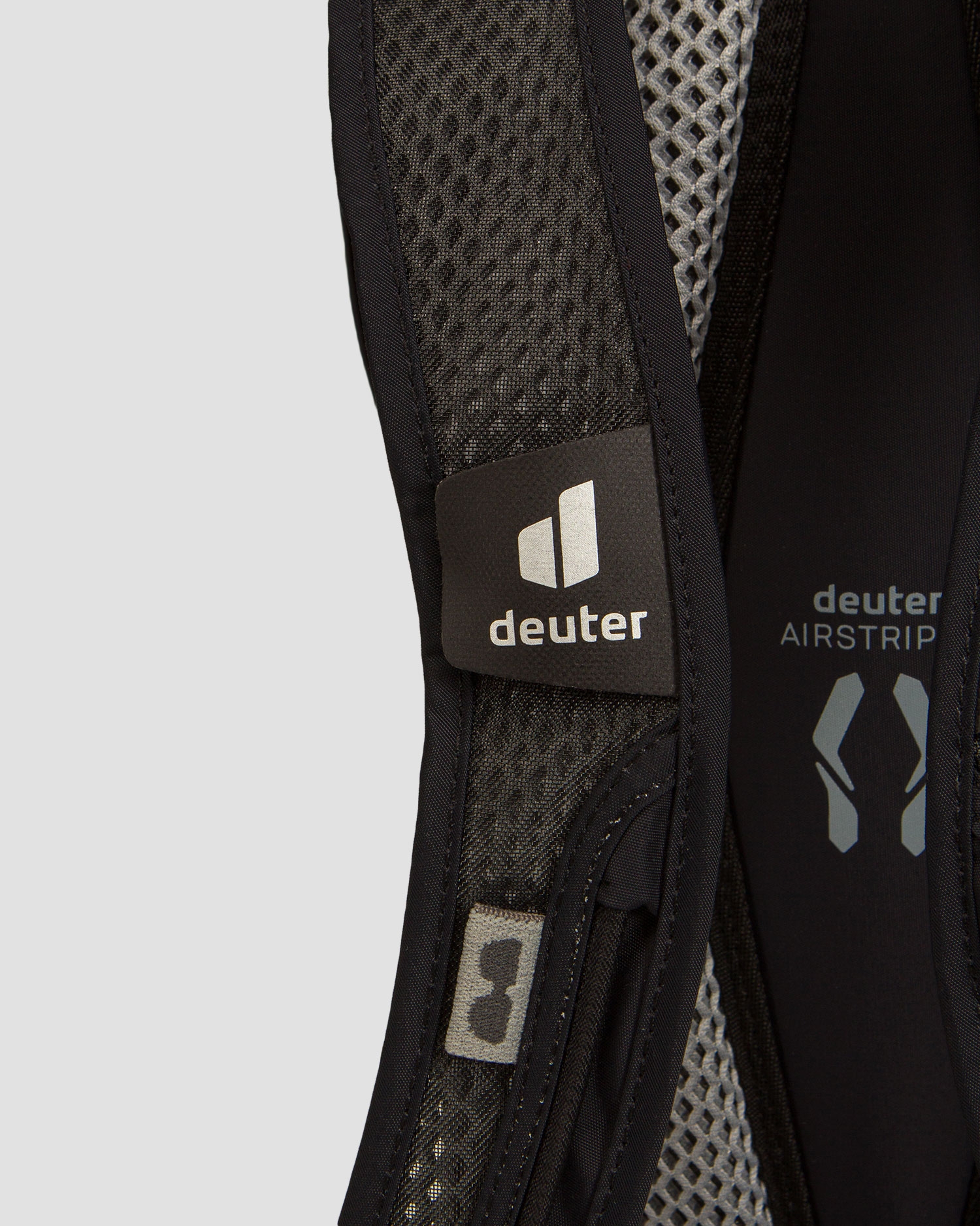 Batoh Deuter Race 12