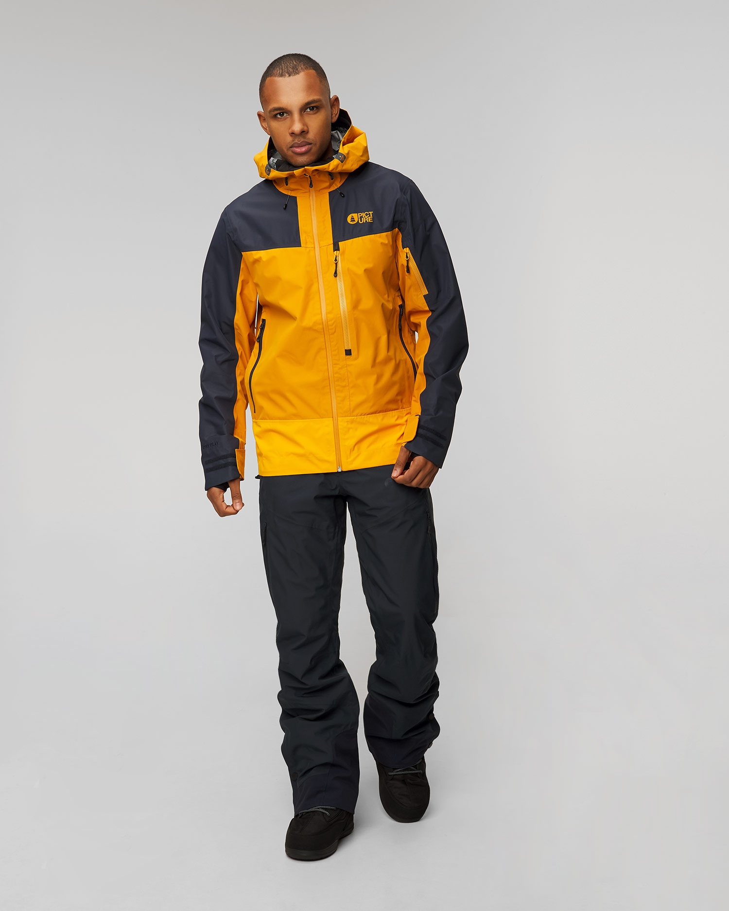 Pánská hardshellová zimní lyžařská bunda Picture Organic Clothing Broader 3L 20/20 v Tmavě Modrém a Oranžovém Barevném Odstínu