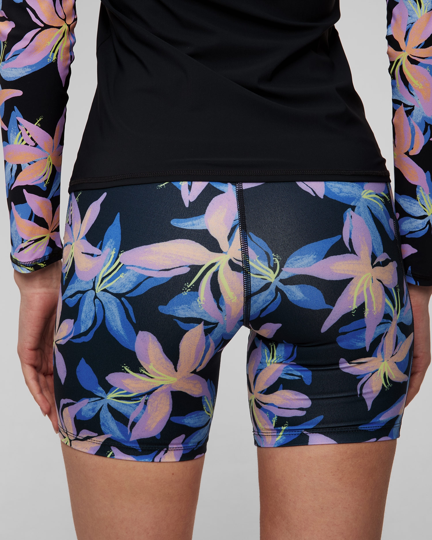 Dámské šortky Roxy Heart Into It