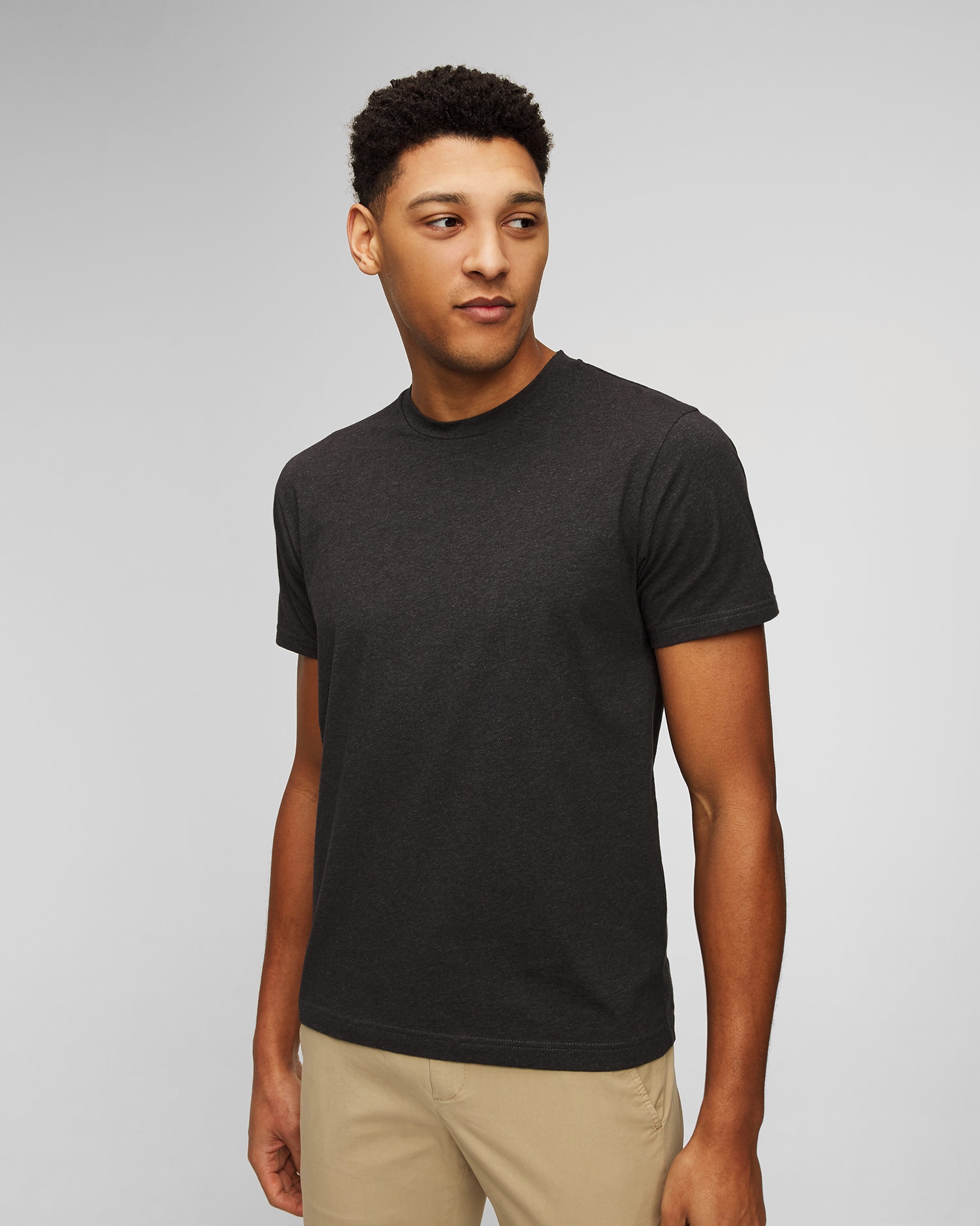 Tmavě šedé pánské tričko Sunspel