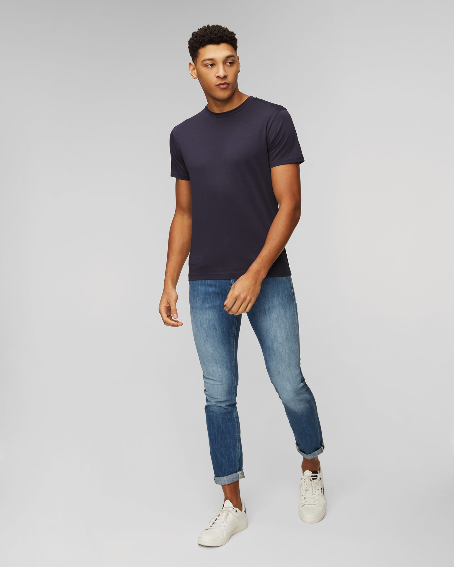 Tmavě modré pánské tričko Sunspel