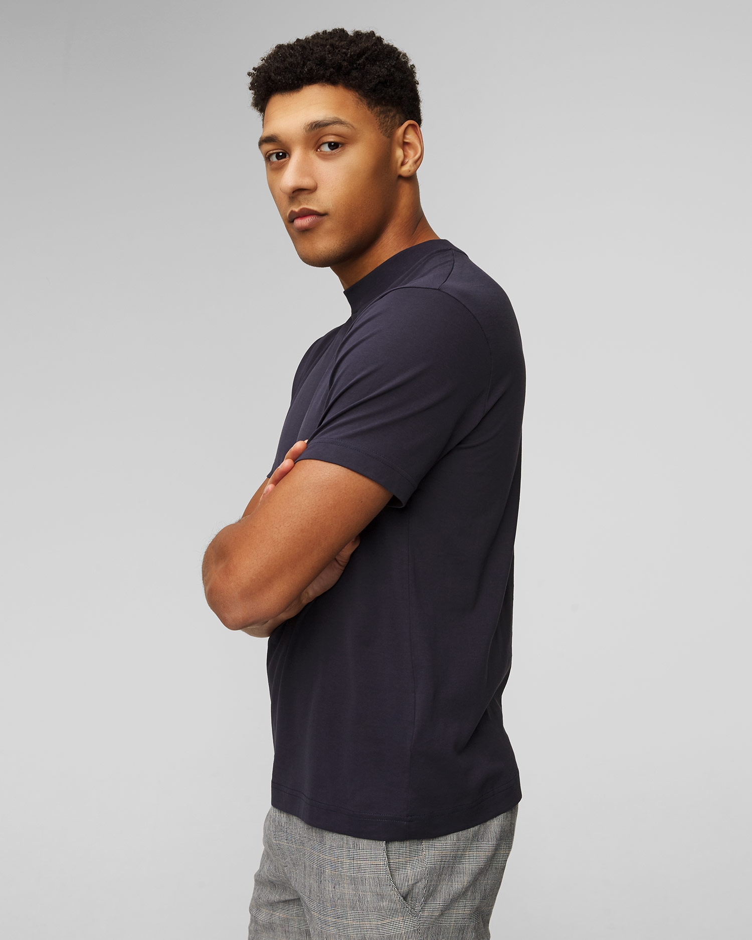 Tmavě modré pánské tričko Sunspel